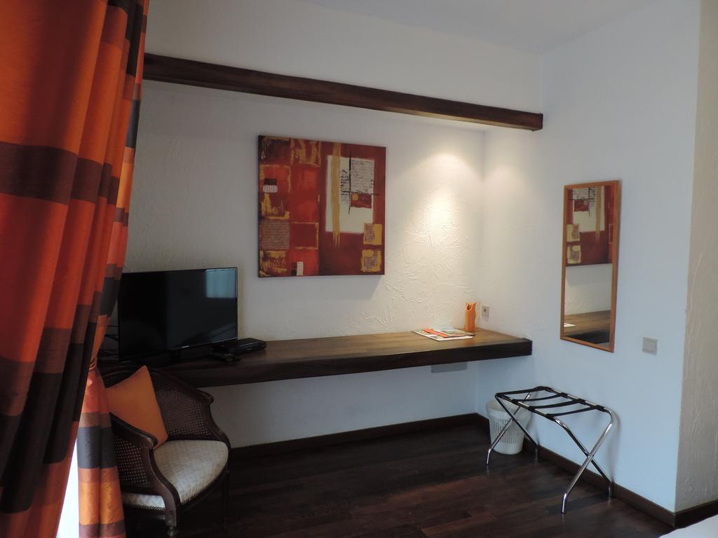 Hotel 'T Fornuis Ternat Kamer foto